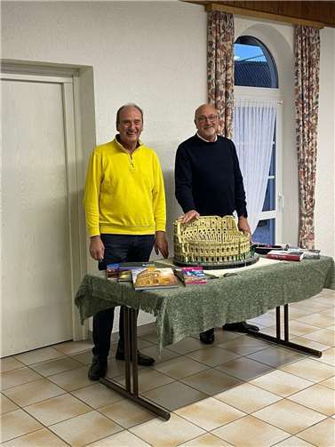 Von links nach rechts: Peter Kaiser, Vorsitzender KAB, Jürgen Schwarzmann, Referent. Foto: Rita Kaiser