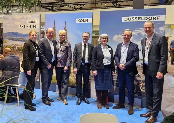 Von links nach rechts: Regina Rosenstock, Kreiswirtschaftsförderin, Udo Schäfer, Geschäftsführer der Tourismus & Congress GmbH, Heike Döll-König, Geschäftsführerin Tourismus NRW, Dr. Jürgen Amann, Geschäftsführer Köln Tourismus, Silke Krebs, Staatssekretärinim Ministerium für Wirtschaft, Industrie, Klimaschutz und Energie des Landes Nordrhein-Westfalen, Burkhard Schmidt-Schönefeldt, Vorstand Tourismus NRW, und Ole Friedrich, Geschäftsführer Düsseldorf Tourismus.  Foto: Rhein-Sieg-Kreis