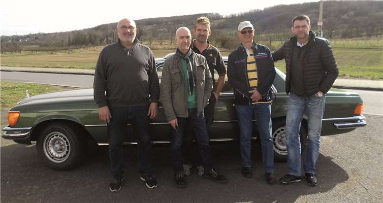 Von links nach rechts: Rolf Schmitz Erster Vorsitzender, Armin Knöll Kassenwart, Andreas Linden Sportwart, Horst Dähler Zweiter Vorsitzender und Dirk Peiter Schriftführer.privat