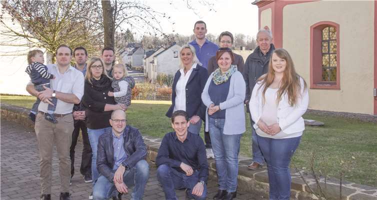 Von links nach rechts: Sascha Bröder, Thomas Alfare, Julia Bröder, Christian Elbert, Andreas Lehmler, Andreas Martini, Tamara Schultz, Tobias Becker, Michaela Lehmler, Angela Kölbach, Vanessa Bröder, Hans-Jürgen Kohl. Foto: CDU Becheln