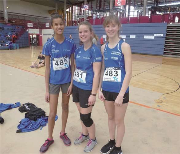 Von links nach rechts: Yasmina Krznric, Marie Zirvas und Sarah Plümer. Privat