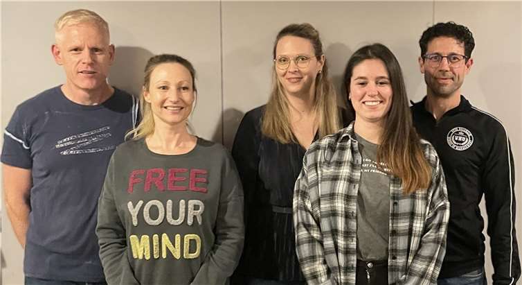 Von links nach rechts sind abgebildet: Dirk Hansen, Sandra Böhling, Daniela Dedenbach, Elisa Arzdorf, Wolfgang Staus, nicht auf dem Bild Caroline Sommersberg.  Foto: Christine Alfter
