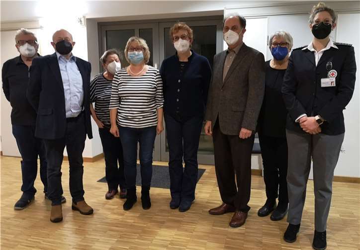 Von rechts: F. Seiler, E. Barth, H.P. Viethen, A. Lubsczyk, A. Menden, G. Plum, M. Brauer, J. Kroll.  Foto: privat