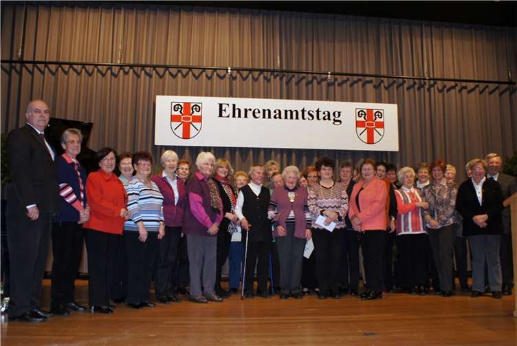 Vor 10 Jahren, im Jahre 2013, wurde der Krankenbesuchsdienst mit dem Ehrenamtspreis der Stadt Mülheim-Kärlich ausgezeichnet. Foto: Horst Hohn