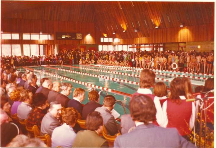 Vor 40 Jahren eröffnete das Hallenbad in Lahnstein.