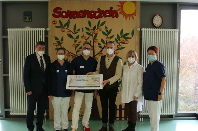 Vor Kurzem wurde die Spende an die Mitglieder des „Sonnenschein“ Vereins übergeben. Quelle: St. Elisabeth Neuwied