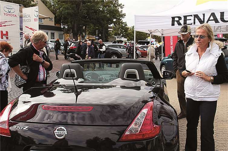 Vor Ort vergleichen, beraten lassen und informieren. 10 Autohäuser stellten ihre neuesten Modelle vor.