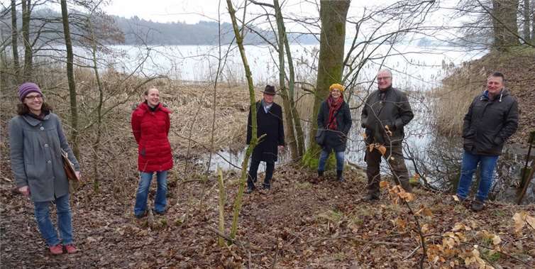 Vor Ort v.l.n.r.: Inés Noll, Cosima Lindemann, Joachim Gerke, Gabriele Greis, Uwe Hüser und Dr. Roland Pietsch. Foto: SGD Nord