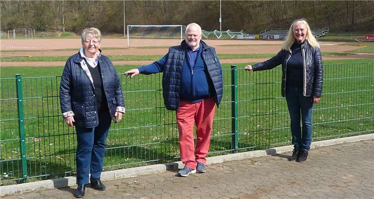 Vor Ort waren die Sportausschussmitglieder der CDU-Fraktion: Fraktionsvorsitzende Anne Schumann-Dreyer, Eitel Bohn und Monika Sauer.Quelle: CDU-Ratsfraktion Koblenz