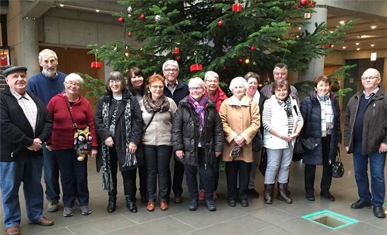 Vor dem Besuch des Weihnachtsmarktes machten die Teilnehmer einen Abstecher ins Haus der Geschichte in Bonn. privat