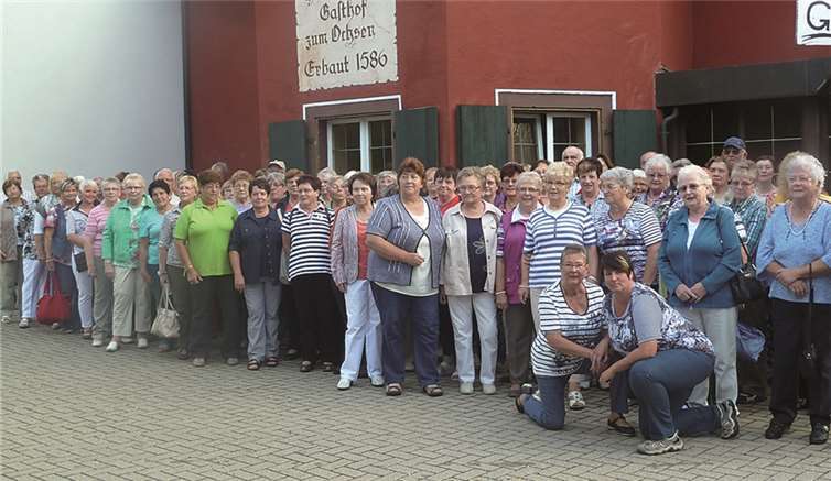 Vor dem Hotel Historischer Gasthof zum Ochsen wurde das obligatorische Erinnerungsfoto gemacht. privat
