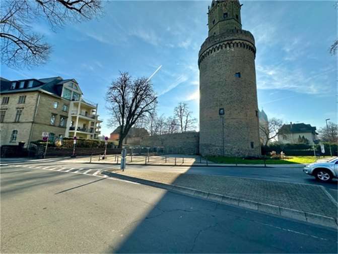 Vor dem Runden Turm soll bald der Hauptteil des neuen Culinacum entstehen. Foto: privat