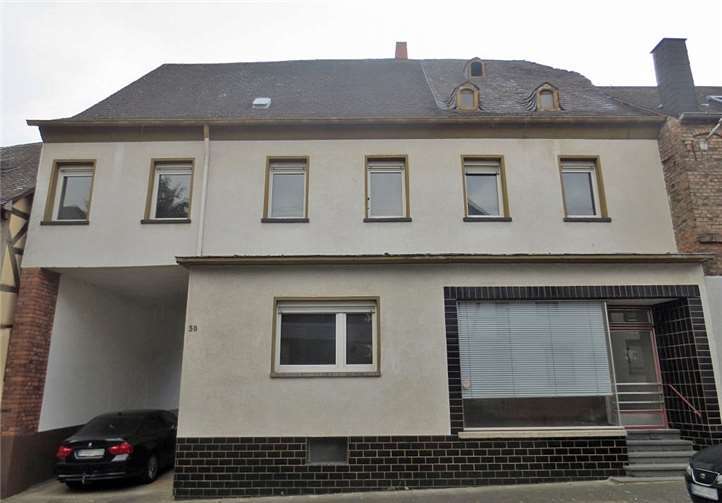 Vor der Renovierung dieses Gebäudes in Mertloch.Quellen: Kreisverwaltung Mayen-Koblenz