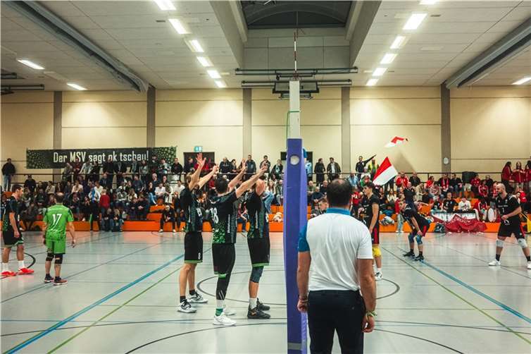 Vor eine Rekordkulisse von 300 Zuschauern fand das Topspiel statt.  Foto: MSV