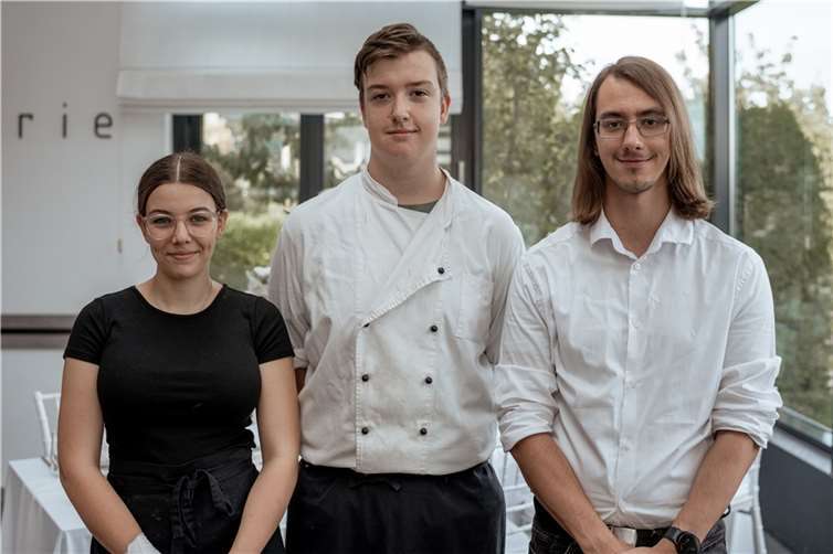 Vor wenigen Wochen haben drei neue Auszubildende im Andernacher Parkhotel „Am Schänzchen“ ihre Ausbildung gestartet. Foto: privat