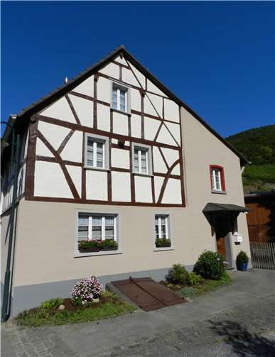 Vorbildlich renoviertes regional typisches Fachwerkhaus in Rech. Foto: Kreisverwaltung Ahrweiler