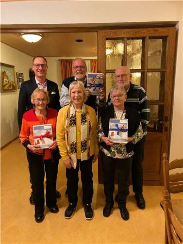 Vordere Reihe v.l.: Ellen Pirch, Rita Nolte und Anita Feller; hintere Reihe v.l. Günter Groß, Axel Happe und Robert Feller. Foto: Partnerschaftskreis