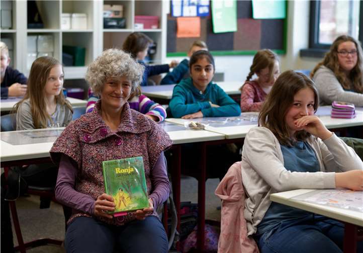 Vorlesetag in der Hans-Dietrich-Genscher-Schule mit Vorlesepatin Maria Kell.privat