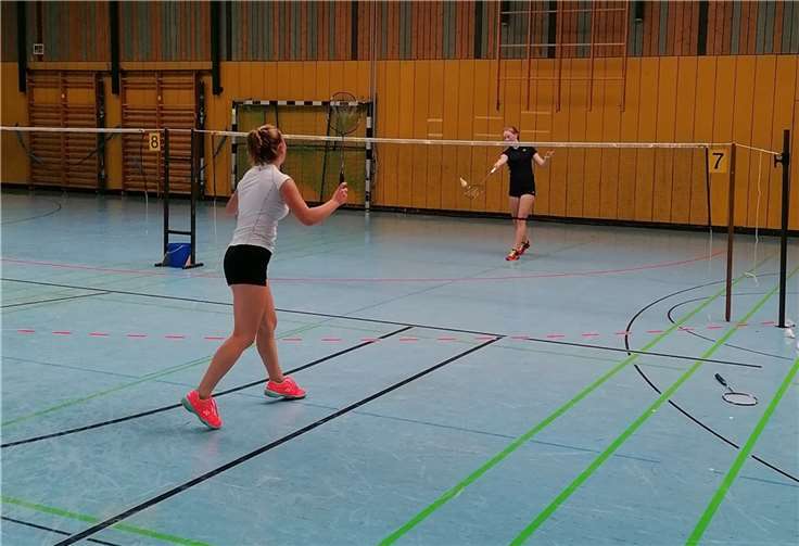 Vorne Sarah Bertuleit und hinten Iljana Dakov.Foto: privat