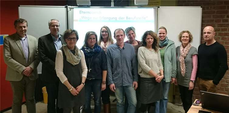 (Vorne v.l.:) Marita Naumann, Katrin Lyding, Phillipp Binder, Simone Densing, (hinten v.l.:) Michael Klewin, Gerhard Müller, Sandra Kehr, Birgitta Müller, Franca Bremser, Birgit Delius, Wolfgang Neumann. privat