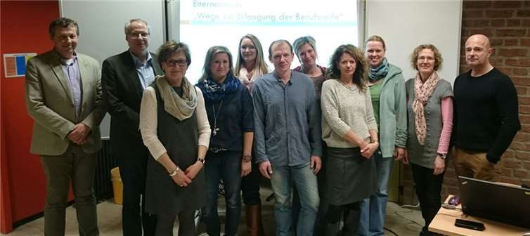 Vorne von links: Marita Naumann, Katrin Lyding, Phillipp Binder, Simone Densing Hinten von links: Michael Klewin, Gerhard Müller, Sandra Kehr, Birgitta Müller, Franca Bremser, Birgit Delius, Wolfgang Neumann.privat