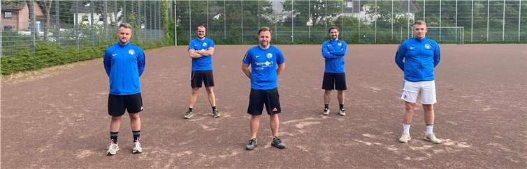 Vorne von links nach rechts: Timo Schall, Dennis Dung, Samuel Muskulus.Foto: privat