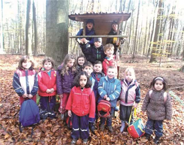 Vorschulkinder aus Heilig Kreuz verlebten einen Tag im Wald.privat