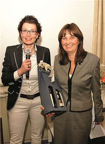 Vorsitzende Heike Krämer-Resch konnte auch die CDU-Bundestagsabgeordnete Mechthild Heil beim Doppeljubiläum willkommen heißen.