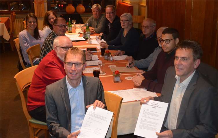 Vorsitzender Dr. Thomas Drysch und Hans-Georg Schönberg freuen sich über neue Mitstreiter. privat