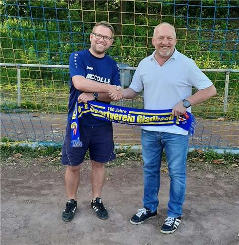 Vorsitzender Stefan Hallerbach (li.) mit Thomas Müller. Foto: privat