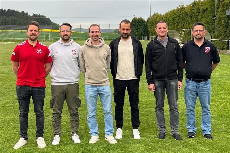 Vorstände und das neue Trainerteam
