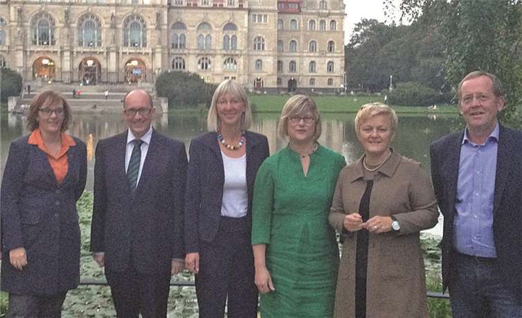 Vorstand RechtGrün: Katharina Raue, Jörg Tillmanns, Ingrid Hönlinger, Antje Niewisch-Lennartz , Renate Künast, Jürgen Filius.Privat