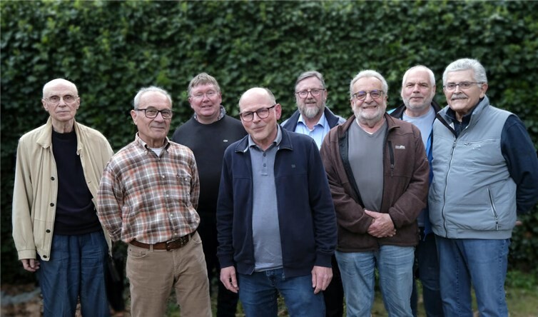 Vorstand der Heimatfreunde Horchheim (v.l.): Dr. Thomas Allmang, Gisbert Dickescheid, Manfred Böckling, Andreas Weber, Volker Eschenauer, Hans Josef Schmidt, Heinrich Drumm und Günter Willwersch.,