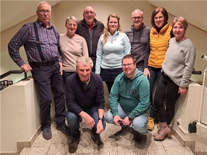 Vorstand der LG Laacher See (v.l.hinten) Alfred Keip, Annemarie Lormes, Udo Schulz, Daniela Ringel, Bernd Fuhrmann, Heike Ziss, Tanja Ewen, (vorne v.l.): Klaus Jahnz und Daniel Bölts.  Foto: privat
