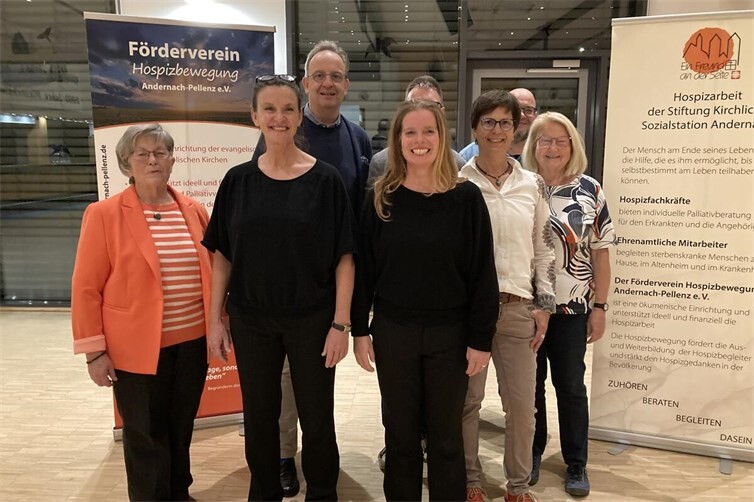 Vorstand des Fördervereins mit den beiden Tabutanten