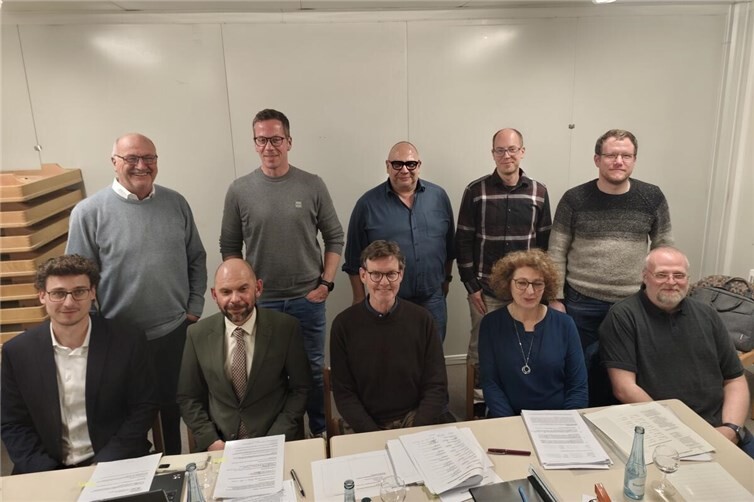 Vorstand und Aufsichtsrat der neuen Bürgergenossenschaft.