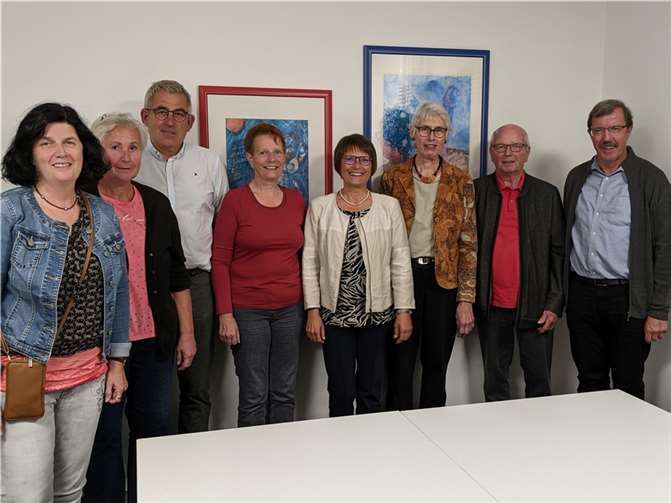 Vorstand und Beraterinnen (v.l.n.r): Heike Hartkorn, Eva Knöllinger-Acker, Wiegand Otterbach, Brigitte Kazmarek-Lang, Lilo Kohl, Christel Kruppa, Detlef Dillmann und Karl-Heinz Boll.  Foto: privat