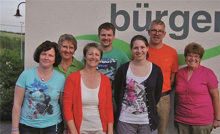 Vorstand, v. l.: Beate Kurtenbach, Heike Lahr, Mechthilde Ewenz, Franz Wagner, Stephanie Wagner Walter Wagner und Cilli Stümper.privat