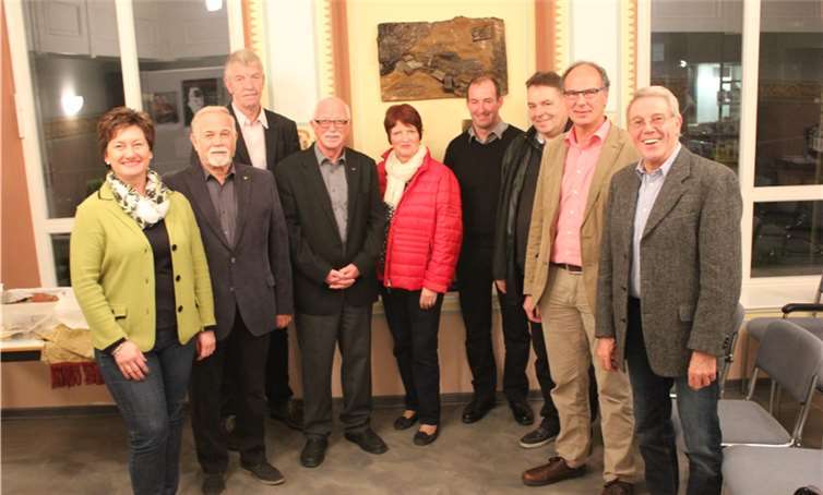 Vorstandsmitglieder der CDU Adenau und der CDU Niederzissen besichtigen die die Erinnerungs- und Begegnungsstätte in der ehemaligen Synagoge Niederzissen.privat