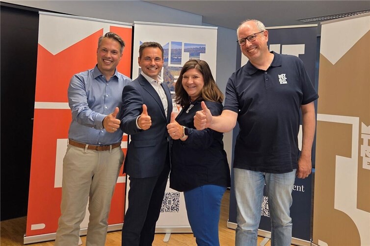 Vorstellung Neue Marke Mittelrhein, v.l.n.r. Stefan Ternes, Agentur Formrausch, David Langner, Vorsitzender des Aufsichtsrats und der Gesellschafterversammlung der Romantischer Rhein Tourismus GmbH (RRT), Kristina Neitzert, Geschäftsführerin RRT, und Stefan Jedele, Geschäftsführer Mittelrhein Wein e.V.