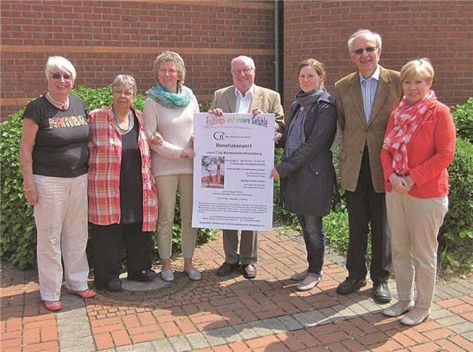Vorstellung des Programms (v. l.): Rita Bauer (Activity-Beauftragte), Gudrun Mieth-Leichsenring (Beauftragte PR und Fundraising), Simone Kämper (Inklusionsarbeit), Christian Ullmann (Sekretär), Sonja Freischem (Inklusionsarbeit), Ludger Krohs (CCC Bonn), Rosemarie Brauckmann (2. Vizepräsidentin). privat