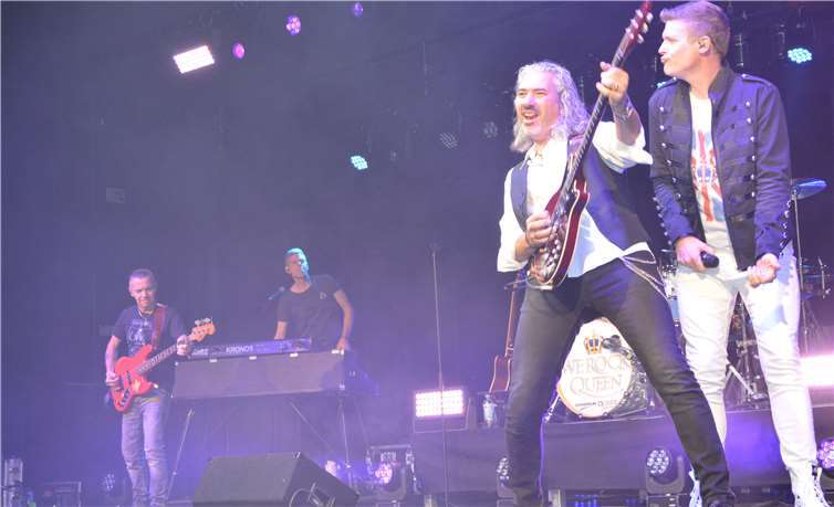 „WE ROCK Queen“ lieferte eine tolle Show ab. Fotos: AB