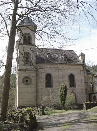 Während der „Kapellenwanderung“ werden unterschiedlichste Gotteshäuser besichtigt. privat