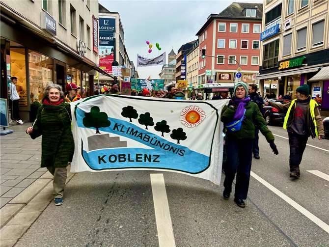 Während der Klimademo. Quelle: Klimabündnis Koblenz