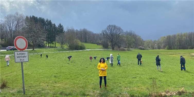 Während der Ostereiersuche. Foto: privat