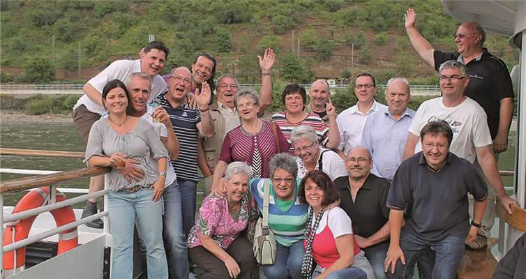 Während der Schifffahrt auf dem Rhein konnten die Mitglieder die Pracht der Burgen betrachten. privat