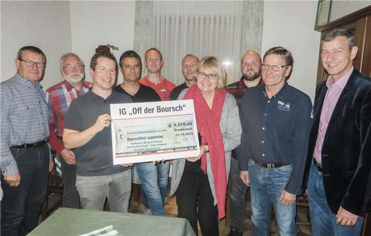 Während der Spendenübergabe.Foto: privat