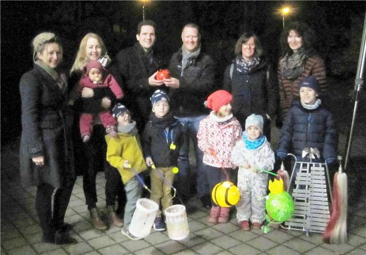 Während der Spendenübergabe.Foto: privat