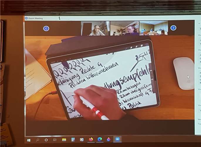 Während der Tagung des 16. Kinder- und Jugendberichts.Foto: privat