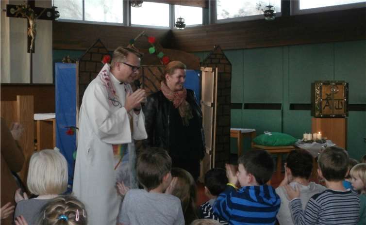 Während des Adventsgottesdienstes wurde Maria Lamonte-Austin verabschiedet.privat